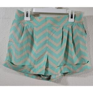 HeartSoul Tan Green Chevron Stripe Pull On Shorts Small Lightweight Soft Flowy